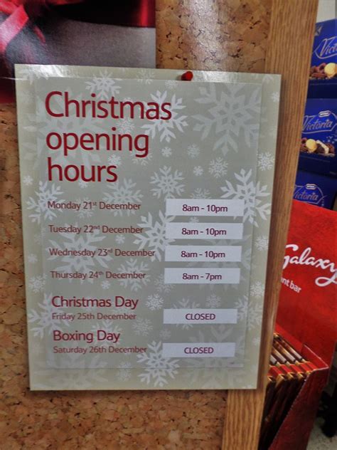 tesco christmas day opening hours